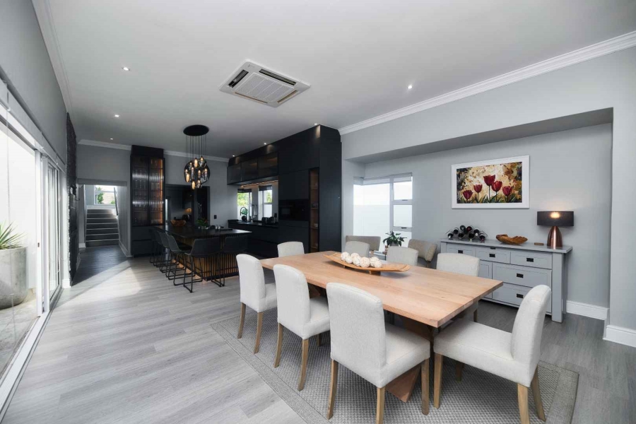 4 Bedroom Property for Sale in Hemel en Aarde Estate Western Cape